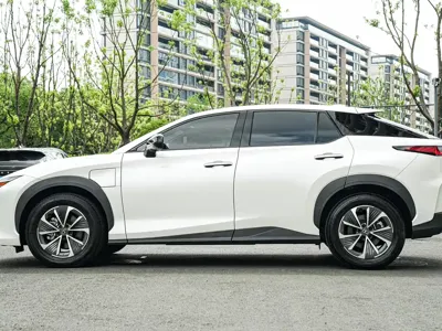 Lexus RZ