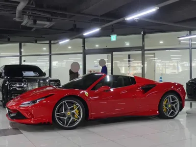Ferrari F8