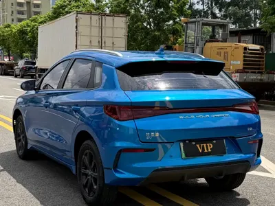 BYD e2