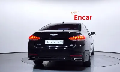 Hyundai Genesis