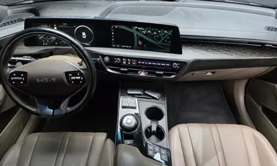 Kia K8