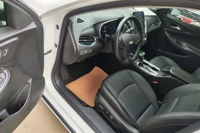 Chevrolet Malibu XL