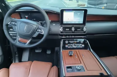 Lincoln Navigator