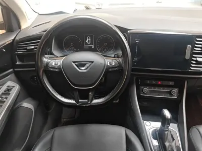 Jetta VS5