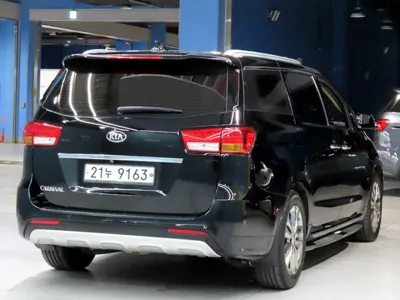 Kia Canival