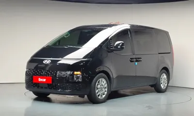Hyundai Staria