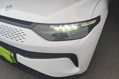 Leapmotor C11