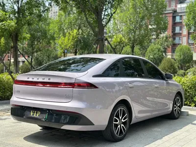 Roewe 荣威D6