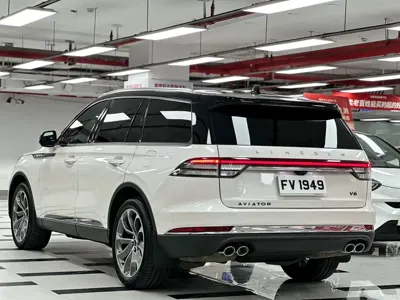 Lincoln Aviator