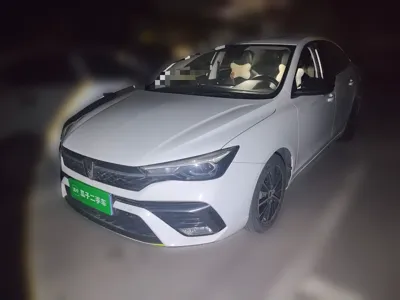 Roewe i5