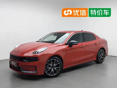 Lynk & Co 03