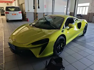 McLaren Artura