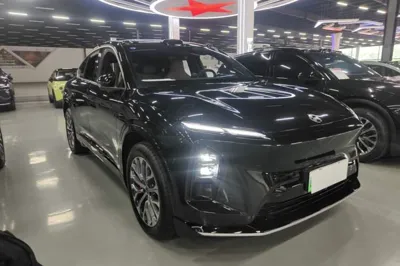 Nio EC6