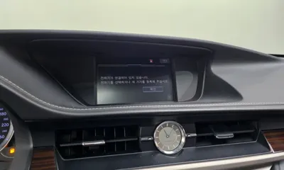 Lexus ES