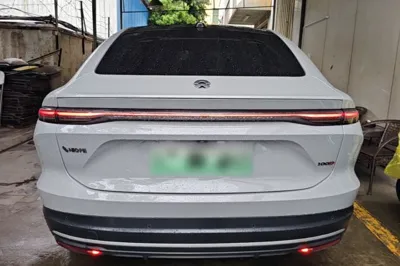 Nio EC6
