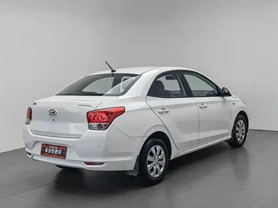 Hyundai Verna