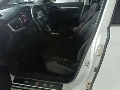 Roewe RX3