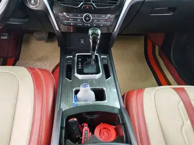 Venucia T90