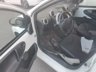 BYD F0