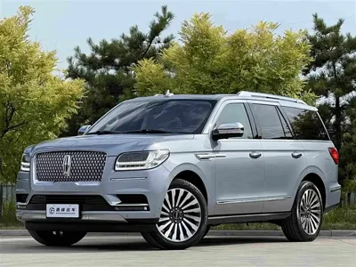 Lincoln Navigator