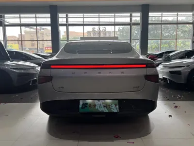 Xpeng P7
