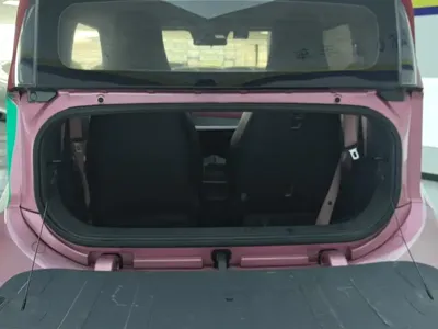 Baojun E200