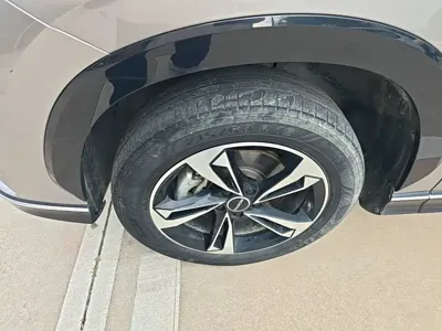 Roewe RX5