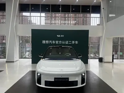 Li Auto 理想i6