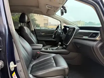 BYD MAX