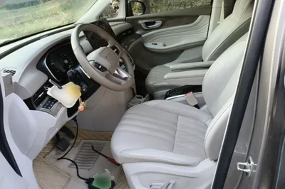 Roewe iMAX8
