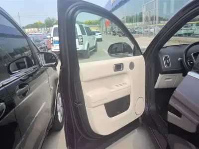 Li Auto Li L8