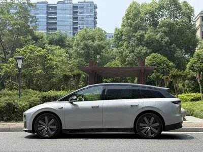 Li Auto 理想i6
