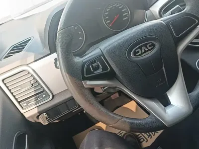 JAC Refine Refine M4