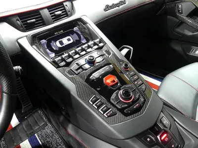 Lamborghini Aventador