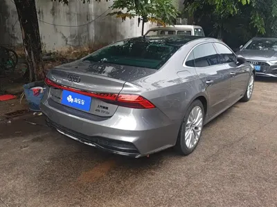 Audi A7L