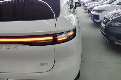Leapmotor B10