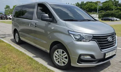 Hyundai Starex