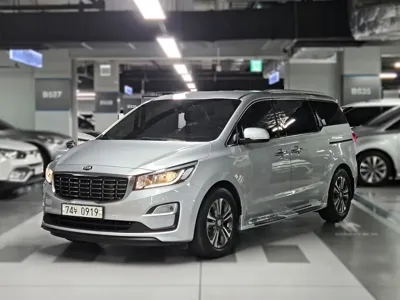 Kia Canival