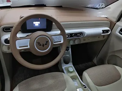 Wuling MINIEV
