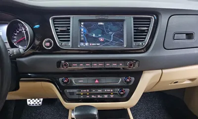 Kia Canival