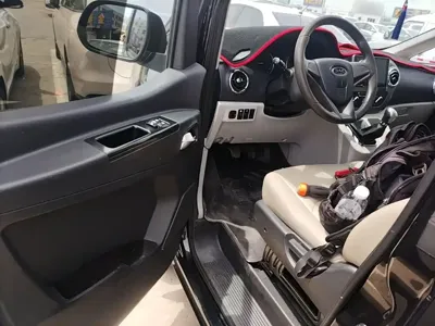 JAC Refine Refine M3