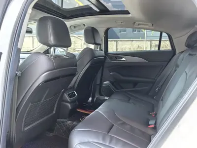 Hongqi Hongqi H5