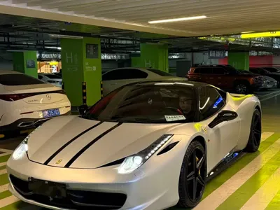 Ferrari 458