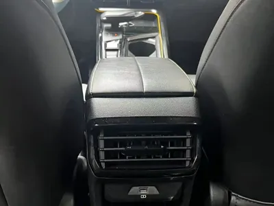 MG MG5 Scorpio