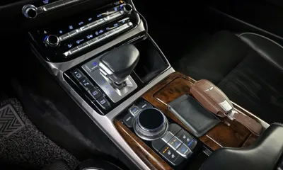 Genesis EQ900