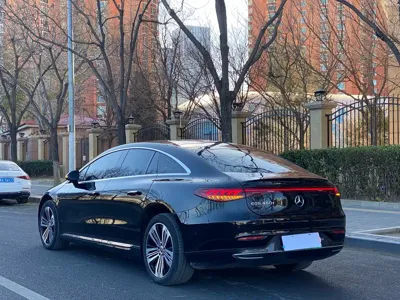 Mercedes-Benz EQS