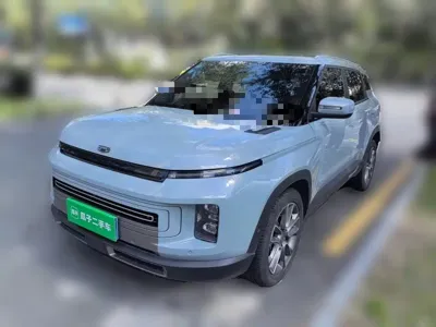 Geely ICON