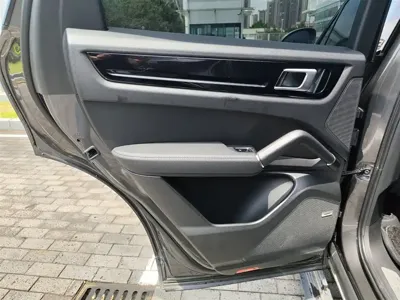 Porsche Cayenne Hybrid