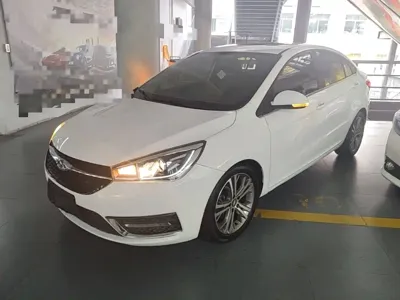 Chery Arrizo 5