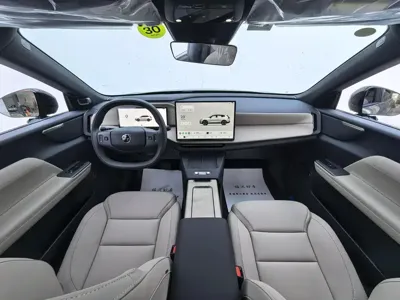 Volvo 沃尔沃XC70插电式混动